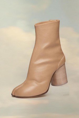 Beige Maison Margiela Tabi Ankle Boots | SG_MM91180