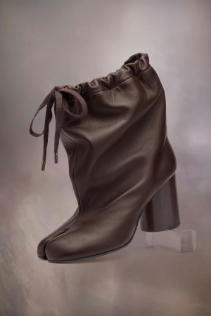 Brown Maison Margiela Tabi Drawstring Ankle Boots | SG_MM92459