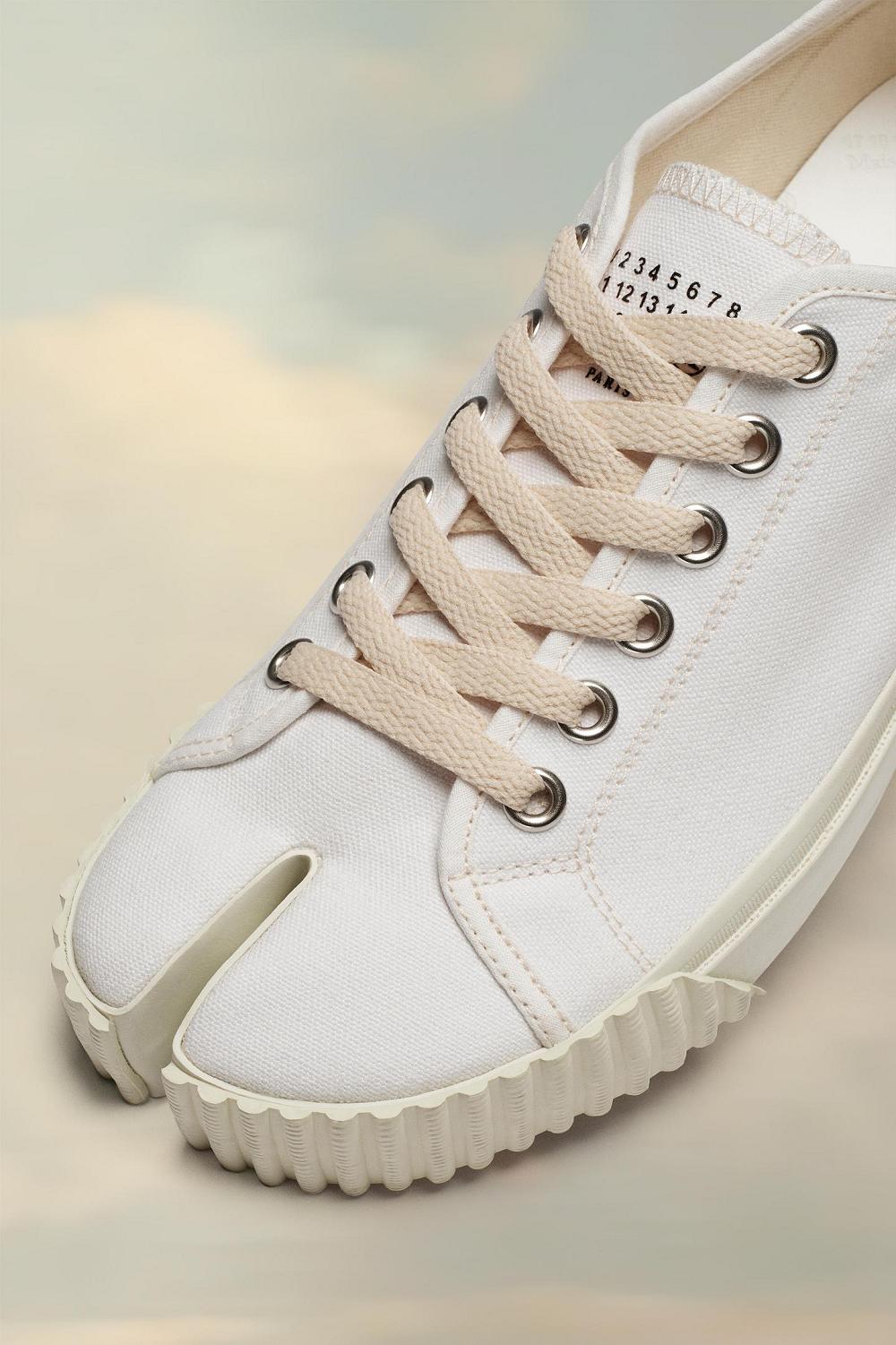 White Maison Margiela Tabi Sneakers | SG_MM22693